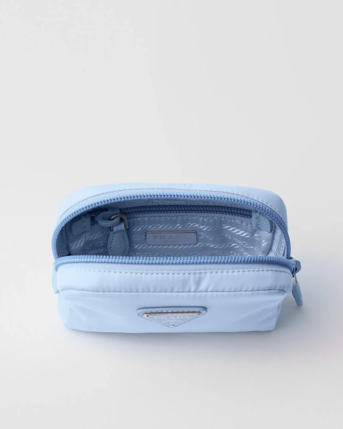 Μικρή θήκη από Re-Nylon Μικρή θήκη από Re-Nylon