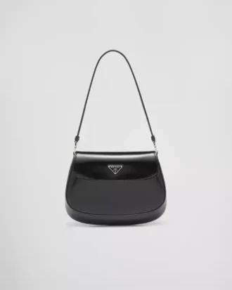 Μικρή τσάντα ώμου Prada Cleo από βουρτσισμένο δέρμα με πτερύγιο