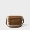 Μικρή τσάντα ώμου Prada Traveller με επένδυση από Re-Nylon Μικρή τσάντα ώμου Prada Traveller με επένδυση από Re-Nylon