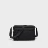 Μικρή τσάντα ώμου Prada Traveller με επένδυση από Re-Nylon Μικρή τσάντα ώμου Prada Traveller με επένδυση από Re-Nylon