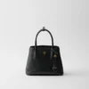 Μικρή τσάντα Prada Double από δέρμα Saffiano Μικρή τσάντα Prada Double από δέρμα Saffiano