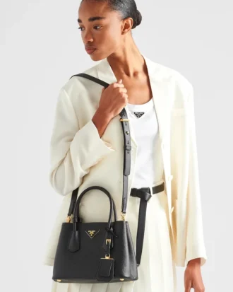 Μικρή τσάντα Prada Double από δέρμα Saffiano