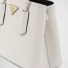 Μικρή τσάντα Prada Double από δέρμα Saffiano Μικρή τσάντα Prada Double από δέρμα Saffiano