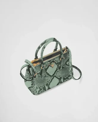 Μικρή τσάντα Prada Galleria από δέρμα πύθωνα