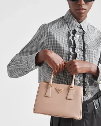 Μικρή τσάντα Prada Galleria από δέρμα Saffiano