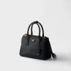 Μικρή τσάντα Prada Galleria από δέρμα Saffiano Μικρή τσάντα Prada Galleria από δέρμα Saffiano