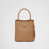 Μικρή τσάντα Prada Panier από δέρμα Saffiano Μικρή τσάντα Prada Panier από δέρμα Saffiano