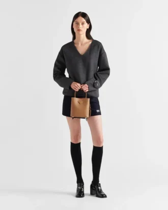 Μικρή τσάντα Prada Panier από δέρμα Saffiano Μικρή τσάντα Prada Panier από δέρμα Saffiano