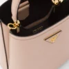 Μικρή τσάντα Prada Panier από δέρμα Saffiano Μικρή τσάντα Prada Panier από δέρμα Saffiano