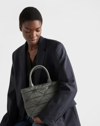 Μικρή τσάντα Re-Nylon με επένδυση