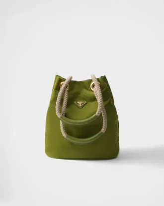 Μικρή τσάντα τύπου bucket Prada Mariner από Re-Nylon
