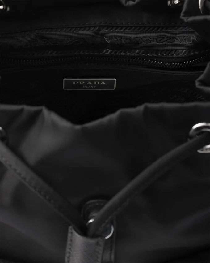 Μικρό σακίδιο Re-Nylon Μικρό σακίδιο Re-Nylon