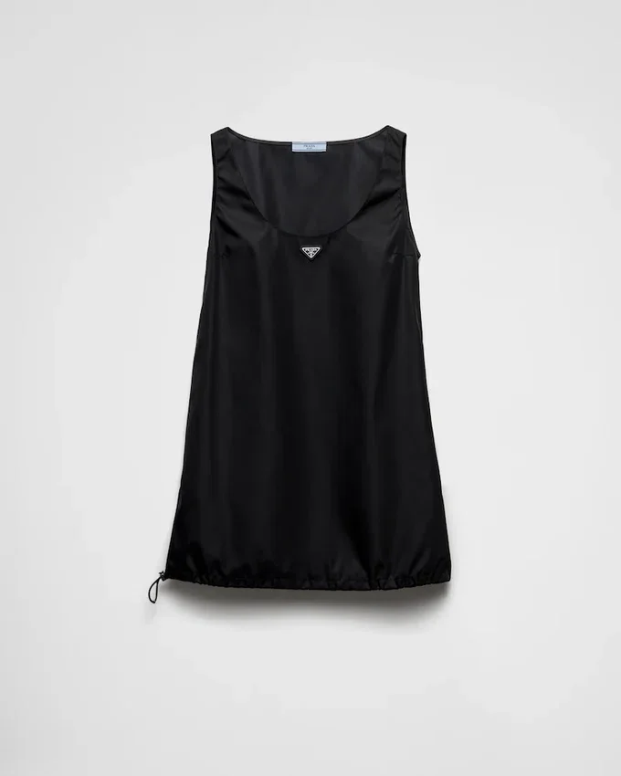 Μίνι φόρεμα από Re-Nylon Μίνι φόρεμα από Re-Nylon
