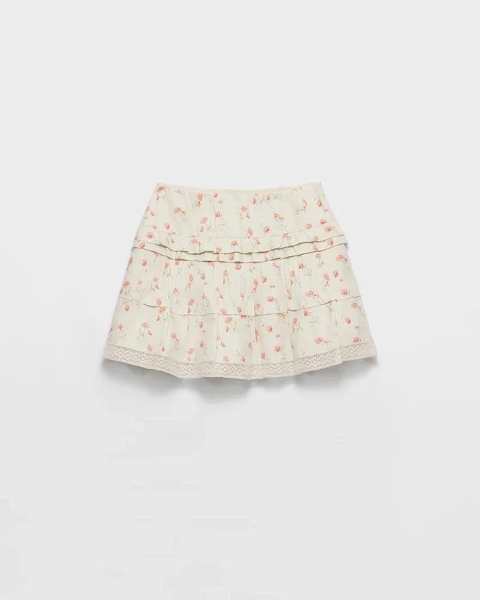 Μίνι φούστα από λινό με floral print Μίνι φούστα από λινό με floral print