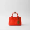 Μίνι τσάντα Prada Jardiniare από βαμβακερό καμβά Μίνι τσάντα Prada Jardiniare από βαμβακερό καμβά