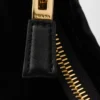 Μίνι τσάντα Prada Re-Edition από βελούδο Μίνι τσάντα Prada Re-Edition από βελούδο