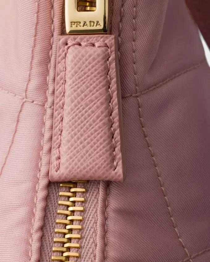 Μίνι τσάντα Prada Re-Edition Quilted Re-Nylon Μίνι τσάντα Prada Re-Edition Quilted Re-Nylon