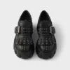 Monolith δερμάτινα loafers με καρφιά Monolith δερμάτινα loafers με καρφιά