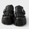 Monolith δερμάτινα loafers με καρφιά Monolith δερμάτινα loafers με καρφιά