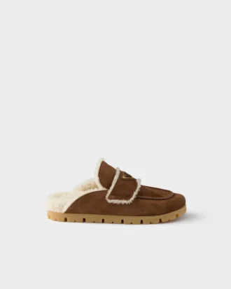 Μούλες από σουέτ και shearling