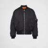 Μπουφάν bomber από Re-Nylon Μπουφάν bomber από Re-Nylon