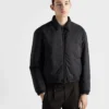 Μπουφάν με επένδυση από Re-Nylon Μπουφάν με επένδυση από Re-Nylon