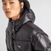 Μπουφάν με πούπουλα Re-Nylon Convertible Cropped Μπουφάν με πούπουλα Re-Nylon Convertible Cropped