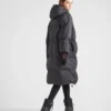 Oversized τεχνικό παλτό από Re-Nylon με πούπουλα Oversized τεχνικό παλτό από Re-Nylon με πούπουλα