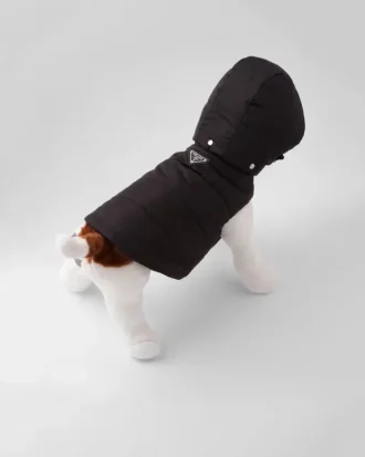 Παλτό για σκύλους Re-Nylon Puffer με κουκούλα