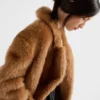 Παλτό με διπλό κούμπωμα από shearling Παλτό με διπλό κούμπωμα από shearling