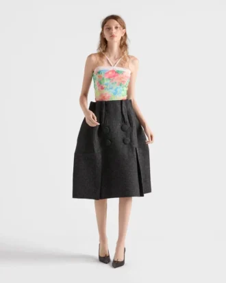 Πλεκτό βαμβακερό τοπ με ραβδώσεις και floral print