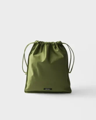 Πορτοφόλι Prada Wish από μετάξι Duchesse Πορτοφόλι Prada Wish από μετάξι Duchesse