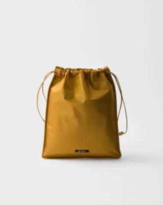 Πορτοφόλι Prada Wish από μετάξι Duchesse Πορτοφόλι Prada Wish από μετάξι Duchesse