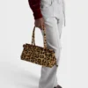 Prada Bonnie Μεσαίου μεγέθους τσάντα από δέρμα με τύπωμα Prada Bonnie Μεσαίου μεγέθους τσάντα από δέρμα με τύπωμα