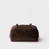 Prada Carry Μεγάλη τσάντα με χερούλι από δέρμα με παλαιωμένη όψη