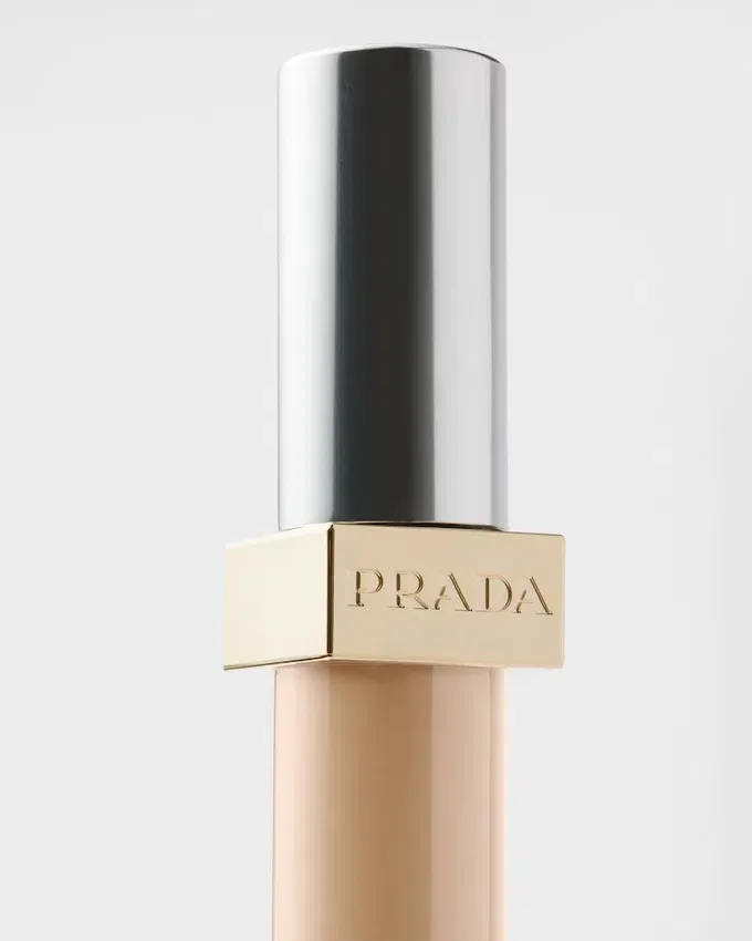 Prada Conceal Prada Conceal