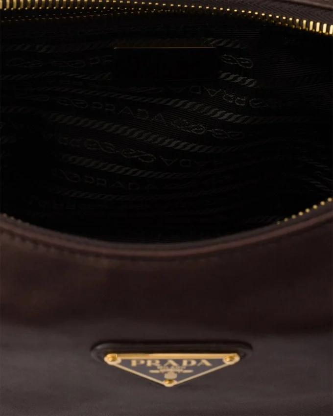 Prada Explore Μεγάλη τσάντα από δέρμα Nappa Prada Explore Μεγάλη τσάντα από δέρμα Nappa