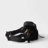 Prada Explore Μεσαία τσάντα ώμου από Re-Nylon με πτερύγιο Prada Explore Μεσαία τσάντα ώμου από Re-Nylon με πτερύγιο