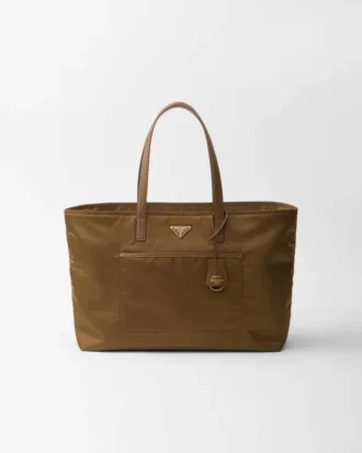 Prada Re-Edition 1978 Μεγάλη τσάντα tote από Re-Nylon και δέρμα Saffiano