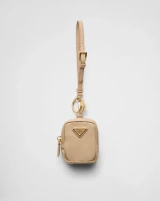 Prada Re-Edition 1978 Re-Nylon Mini-Pouch με μπρελόκ