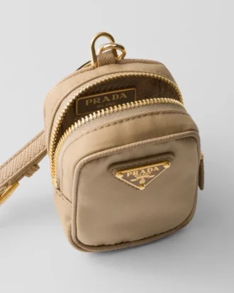 Prada Re-Edition 1978 Re-Nylon Mini-Pouch με μπρελόκ