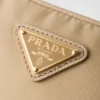 Prada Re-Edition 1978 Θήκη από Re-Nylon και δέρμα Saffiano Prada Re-Edition 1978 Θήκη από Re-Nylon και δέρμα Saffiano