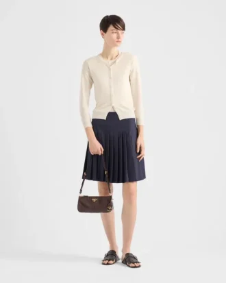 Prada Re-Edition 2002 Μεσαίου Μεγέθους Δερμάτινη Τσάντα Ώμου