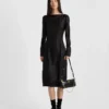 Prada Re-Edition 2002 Μεσαίου Μεγέθους Δερμάτινη Τσάντα Ώμου Prada Re-Edition 2002 Μεσαίου Μεγέθους Δερμάτινη Τσάντα Ώμου