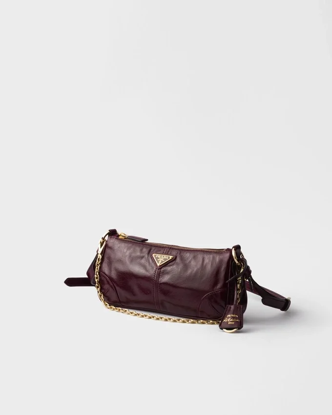 Prada Re-Edition 2002 Μεσαίου Μεγέθους Δερμάτινη Τσάντα Ώμου Prada Re-Edition 2002 Μεσαίου Μεγέθους Δερμάτινη Τσάντα Ώμου