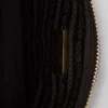 Prada Re-Edition 2002 Μεσαίου Μεγέθους Δερμάτινη Τσάντα Ώμου Prada Re-Edition 2002 Μεσαίου Μεγέθους Δερμάτινη Τσάντα Ώμου