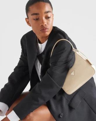 Prada Re-Edition 2005 Re-Nylon και Saffiano Mini Bag