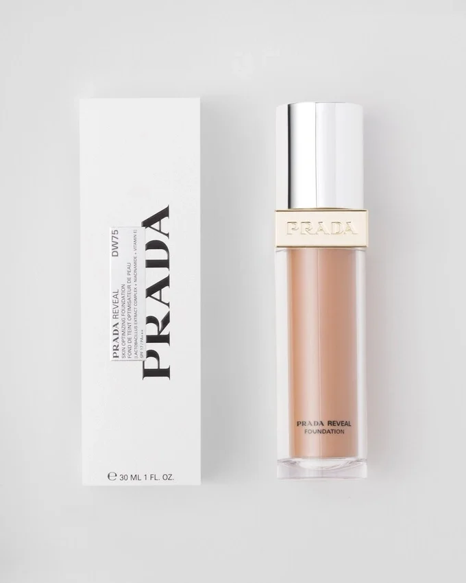 Prada Reveal Skin Optimizing Foundation – Dw75 – Σκούρο Ζεστό Prada Reveal Skin Optimizing Foundation – Dw75 – Σκούρο Ζεστό