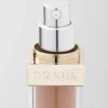 Prada Reveal Skin Optimizing Foundation – Mn60 – Μεσαίο ουδέτερο Prada Reveal Skin Optimizing Foundation – Mn60 – Μεσαίο ουδέτερο