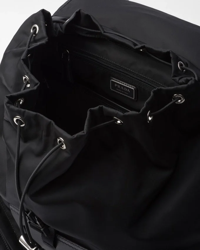 Σακίδιο πλάτης από Re-Nylon και δέρμα Σακίδιο πλάτης από Re-Nylon και δέρμα